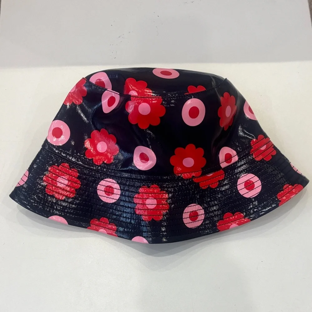 Jacadi Navy Bucket Hat with Red Flowers and Pink Circles